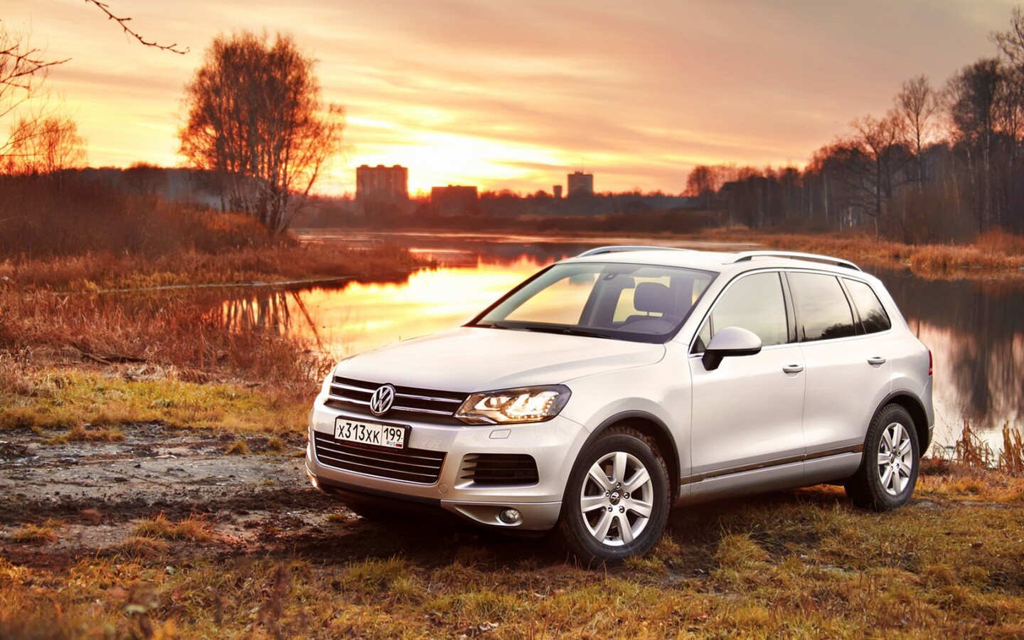 Озеро и Туарег обои