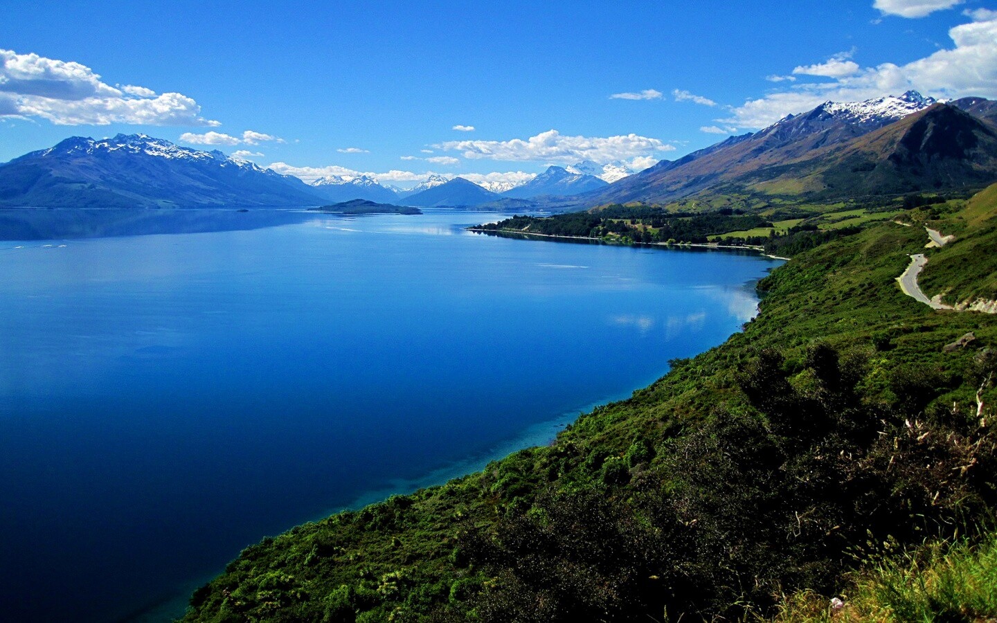 Горное озеро обои