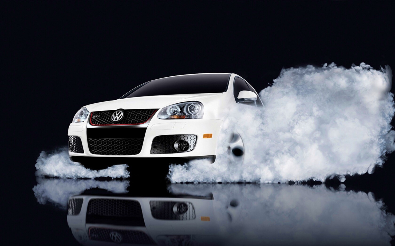 Буксующий белый Фольц обои