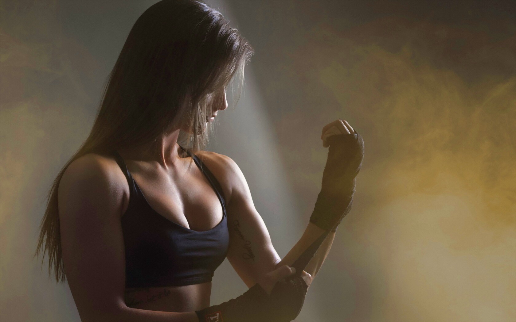 Спортивная девушка обои