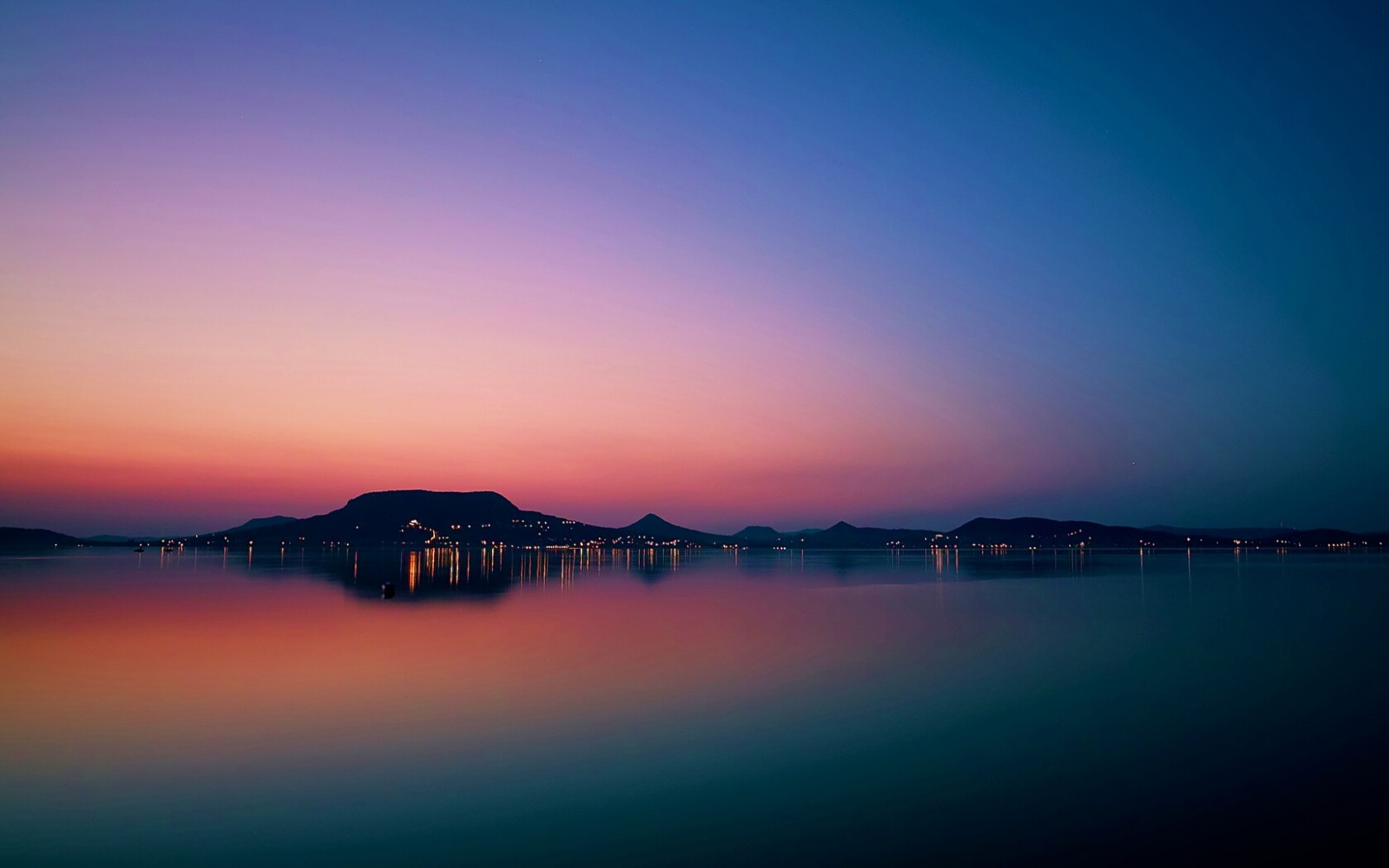 Город на том берегу обои