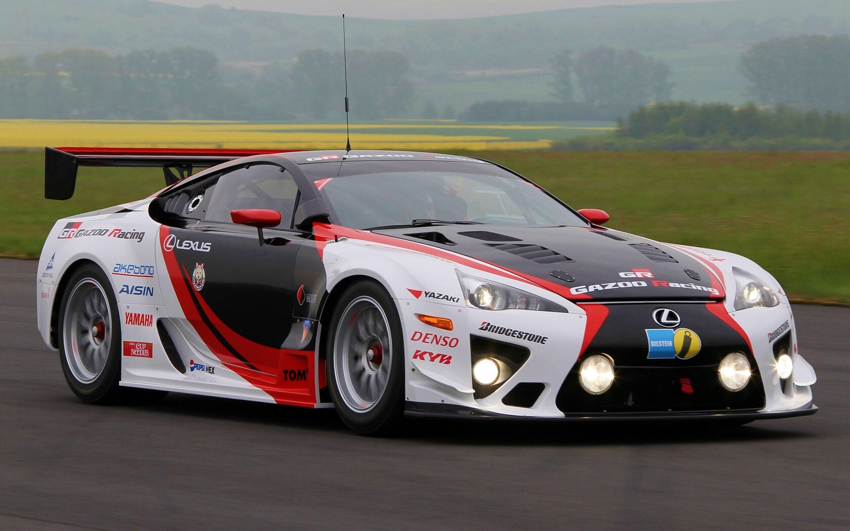 Гоночный Лексус обои