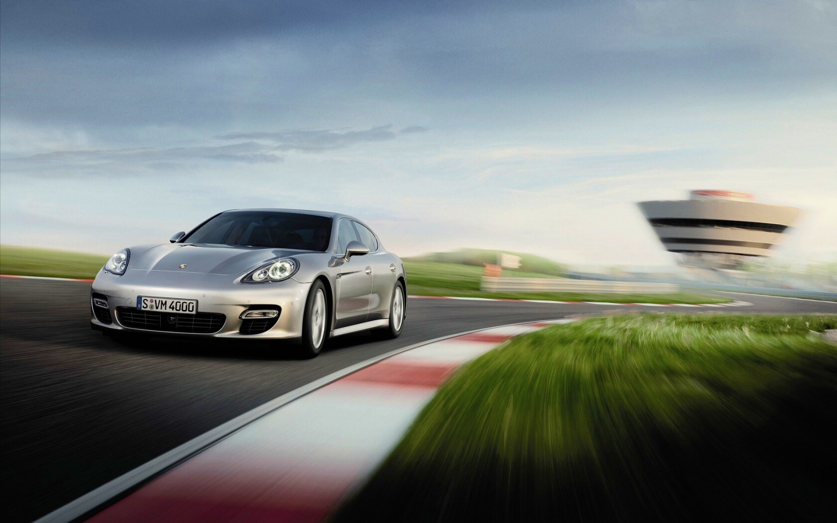 Автомобиль на треке обои