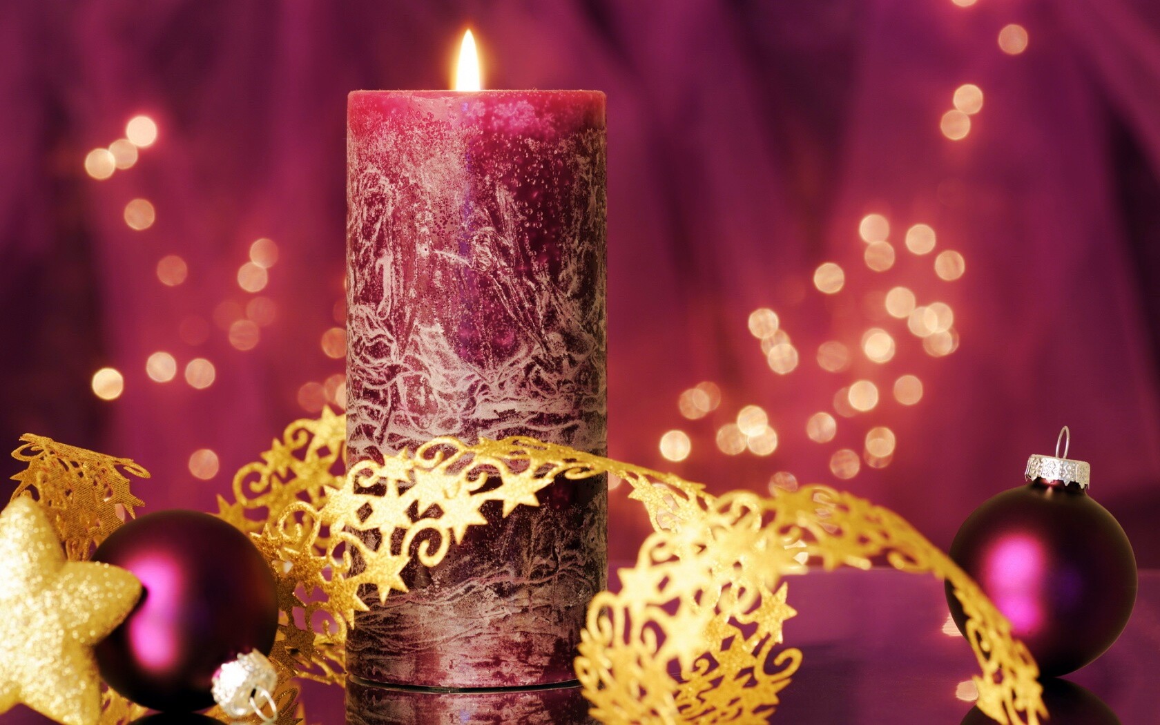 Новогодняя свеча обои