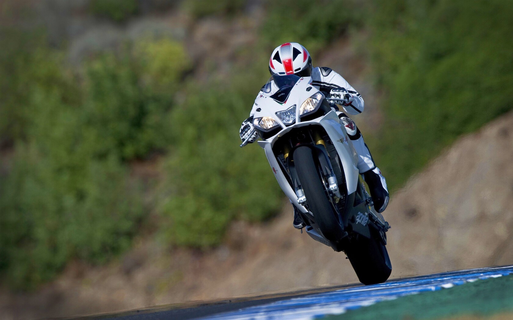 Спортбайк на козле обои