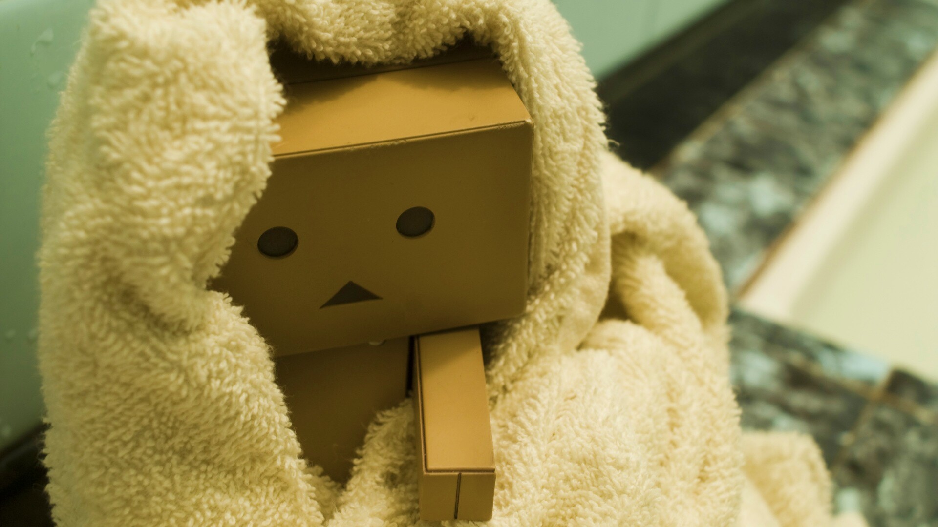 Yotsubato Danbo в полотенце обои