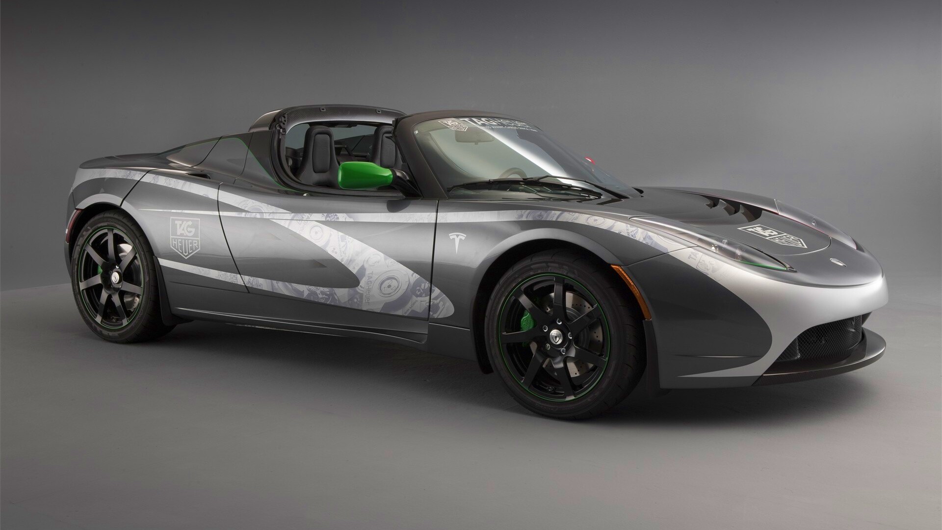 Tag Heuer Tesla Roadster обои