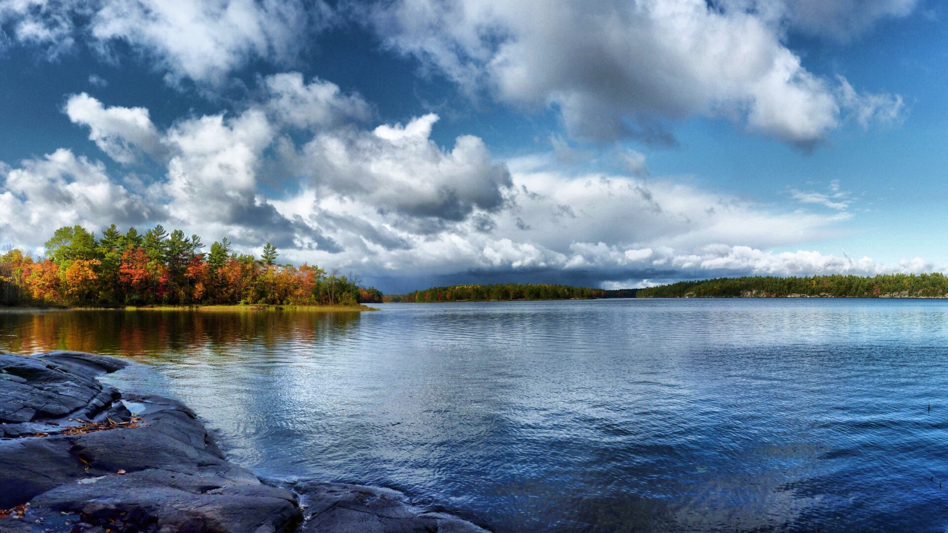 Штиль над озером обои