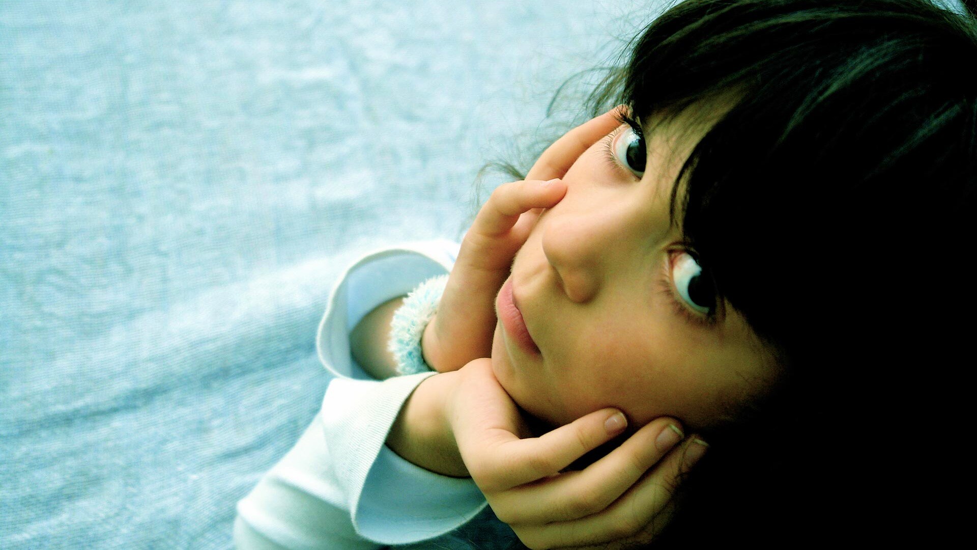 Девочка обои