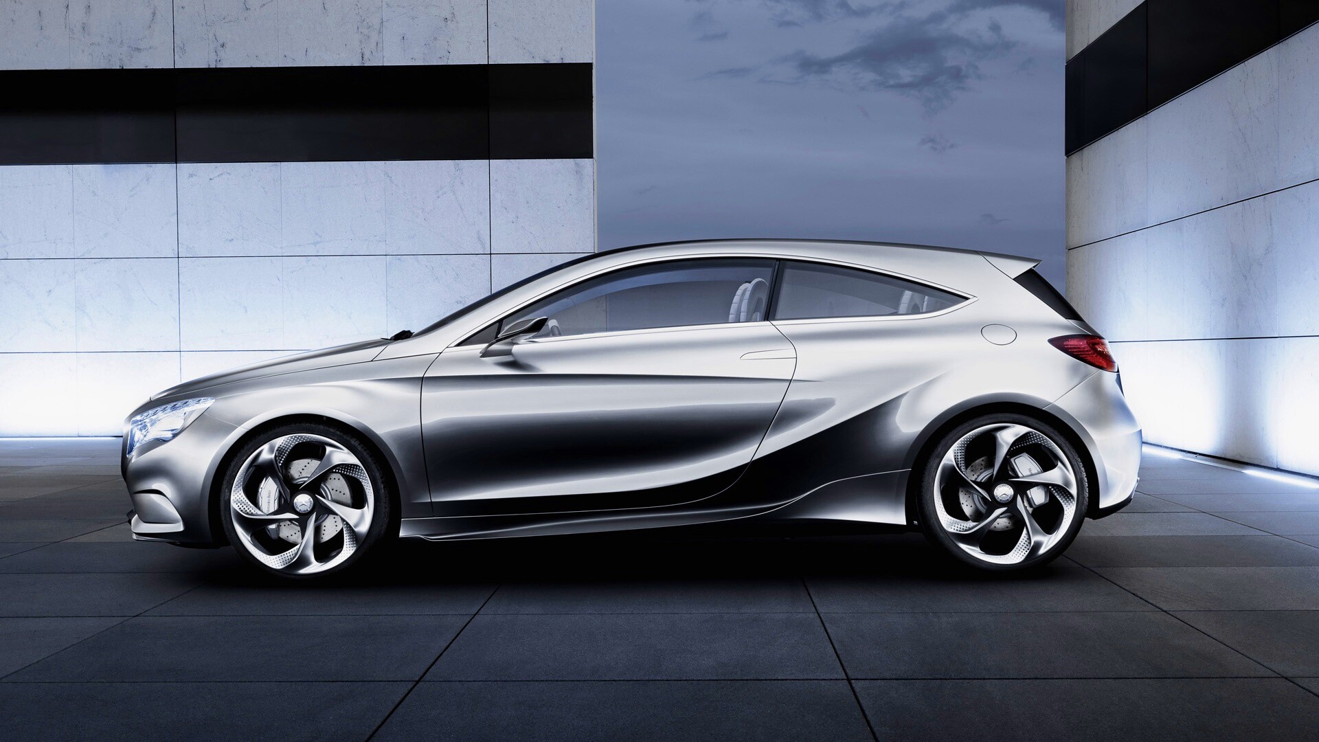 Хэтчбек БМВ обои