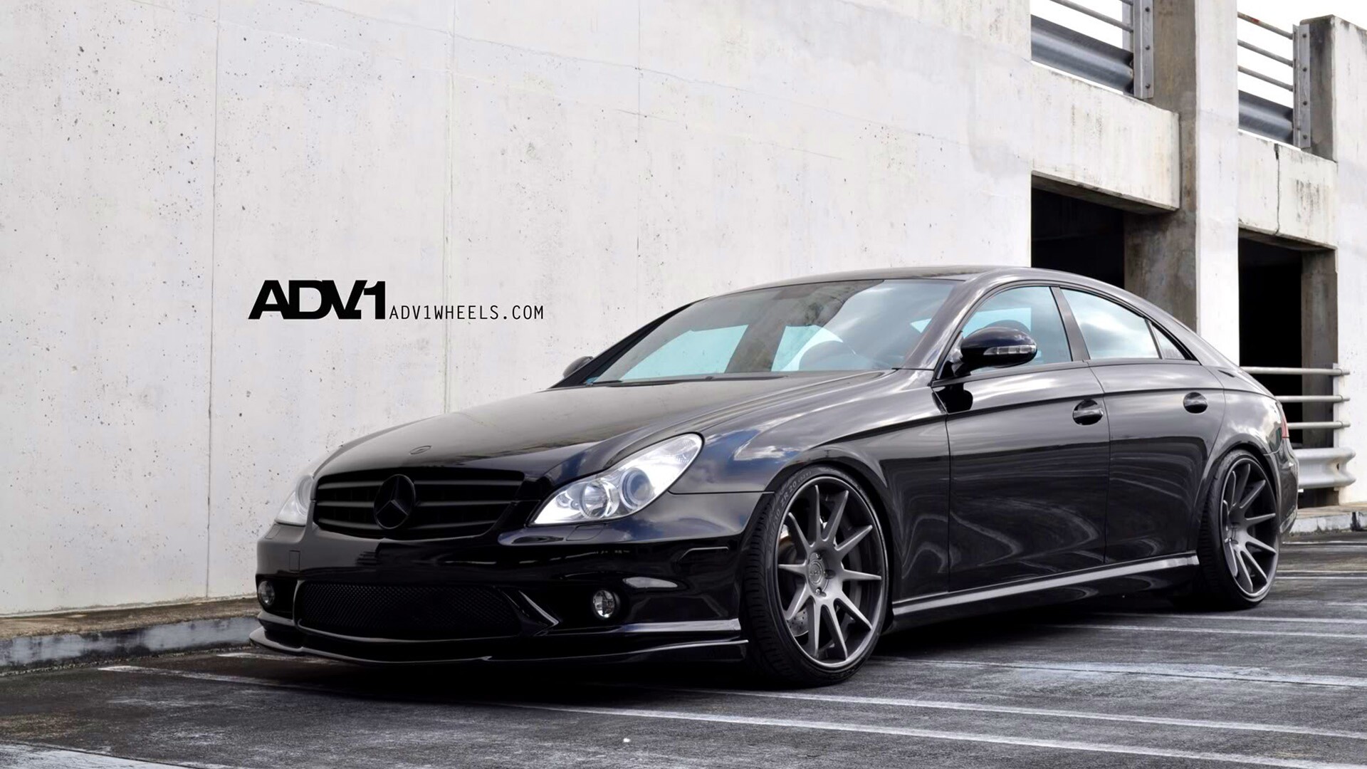 Mercedes CLS55 Amg обои