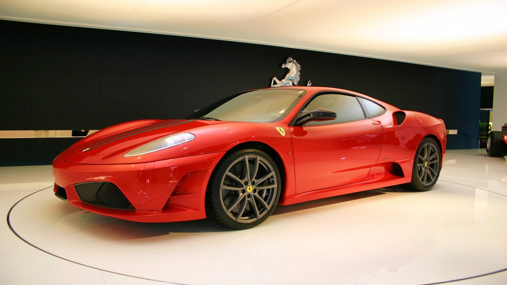 Ferrari F430 Scuderia на выставке обои