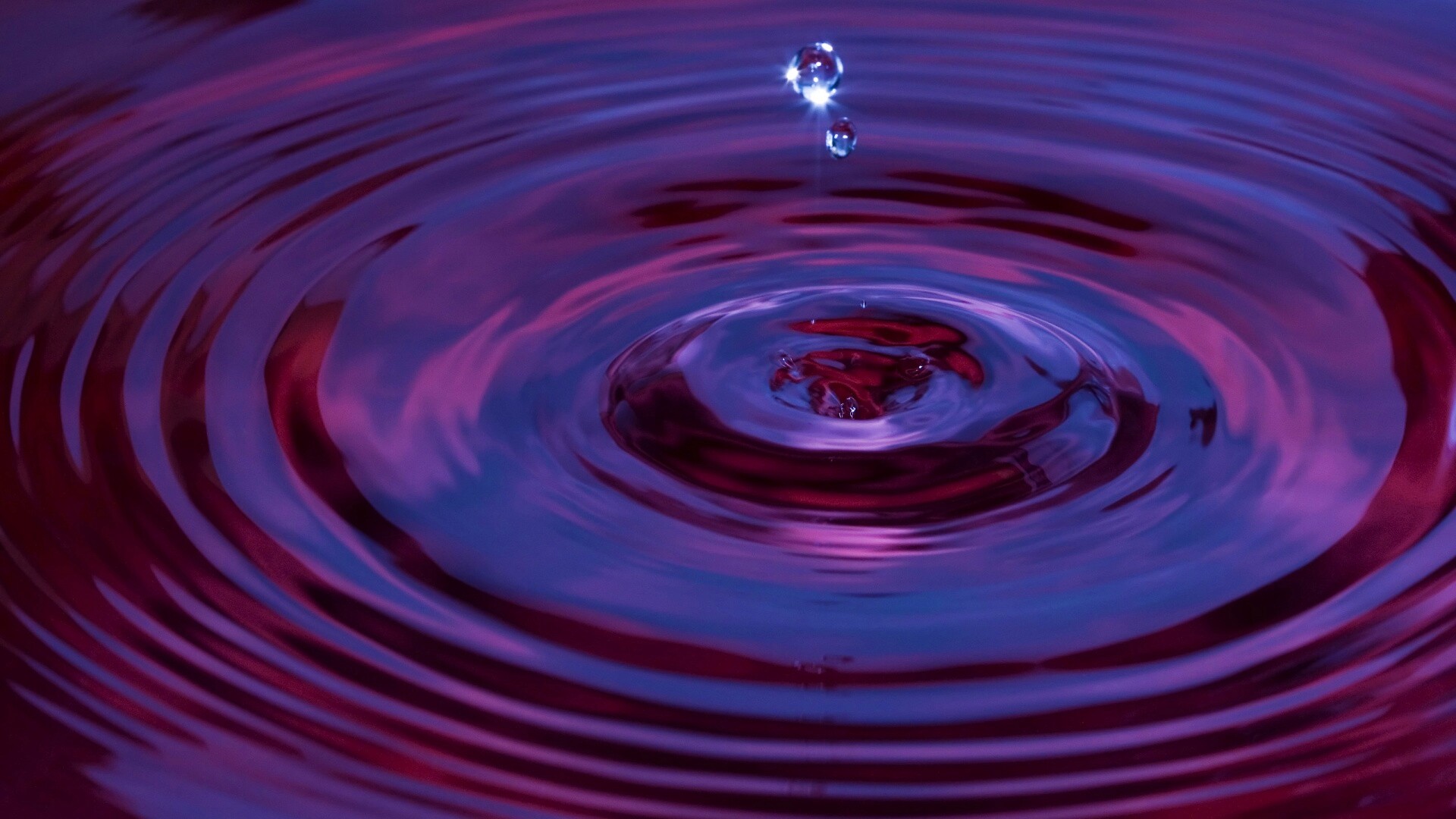 Красный дождь обои