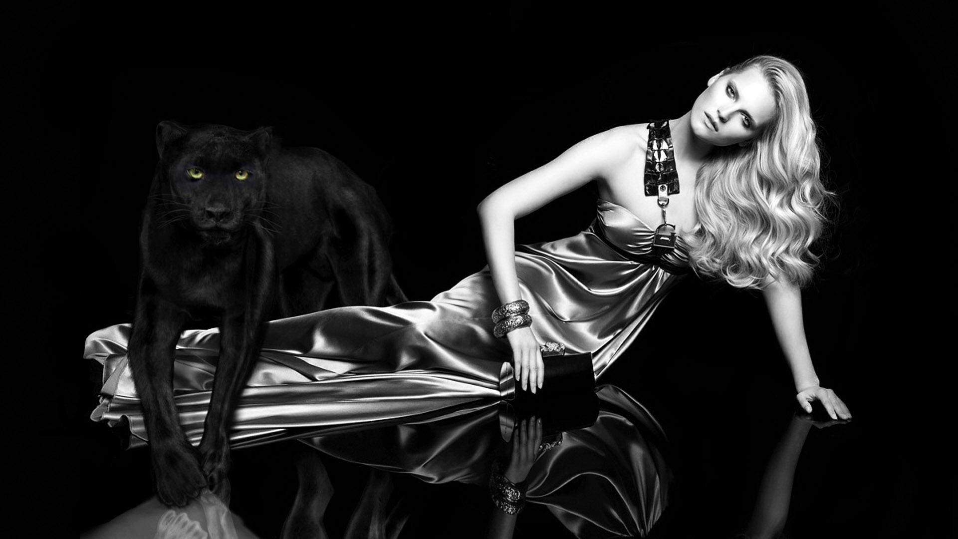 Красотка с пантерой обои