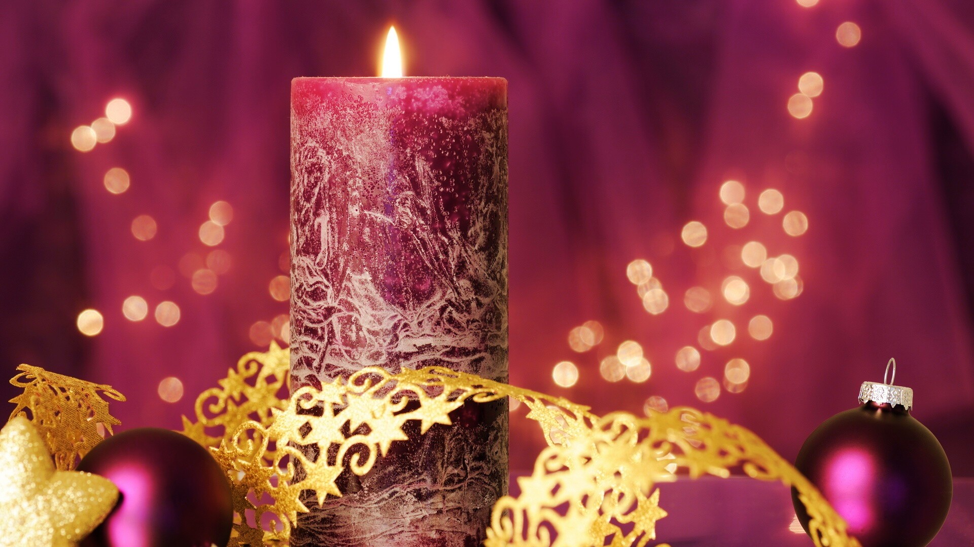 Новогодняя свеча обои