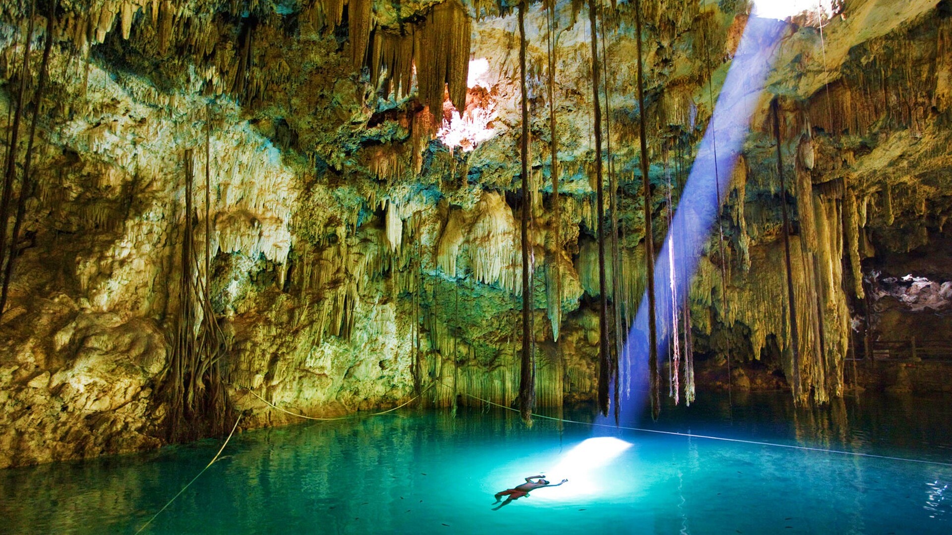 Пещера сталактитов обои