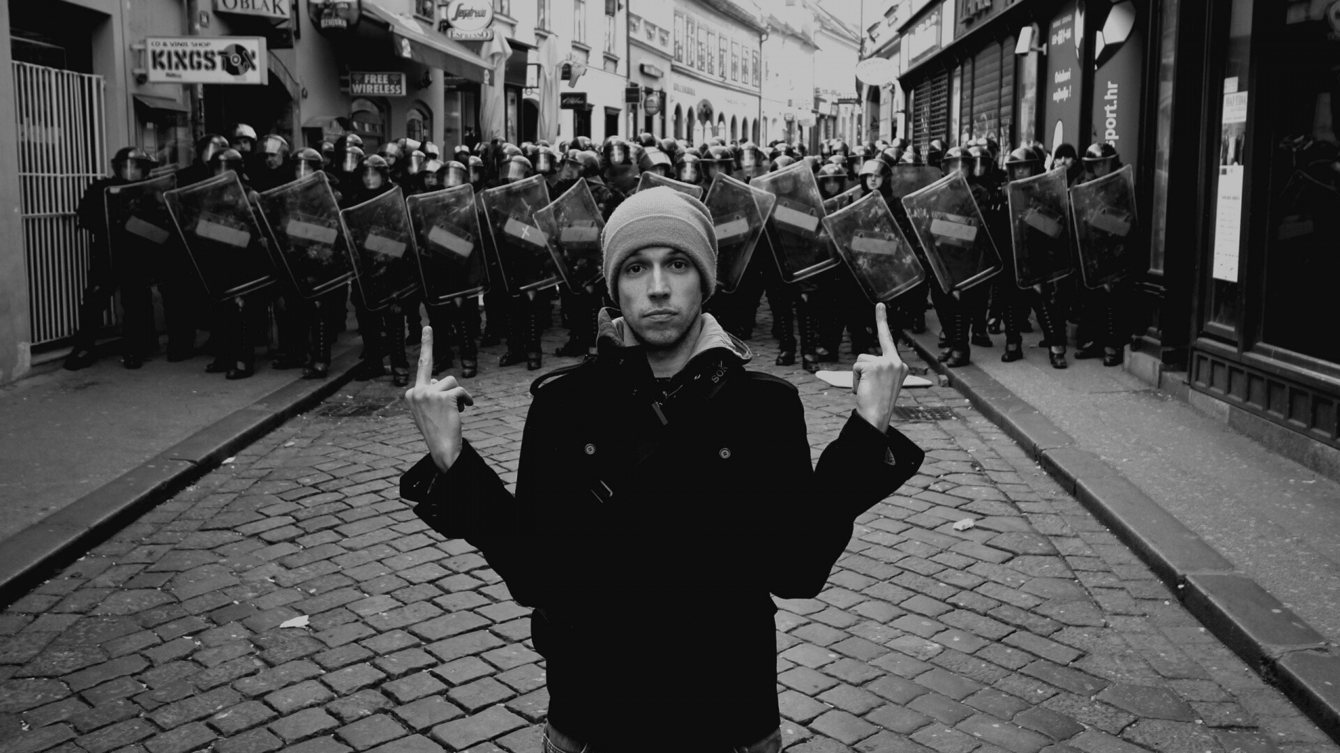 Против системы обои