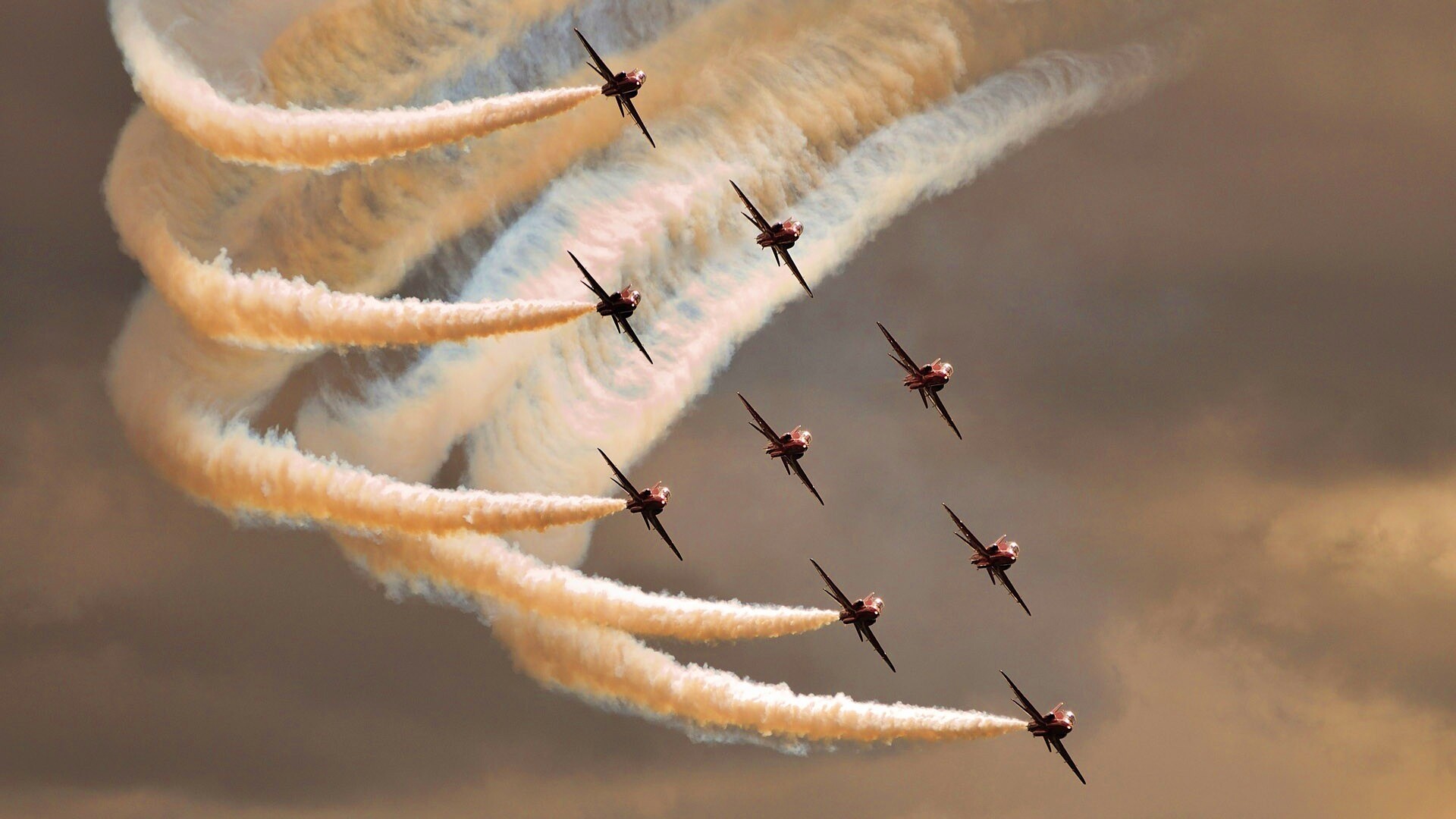 Красивая эскадра самолетов на авиашоу обои