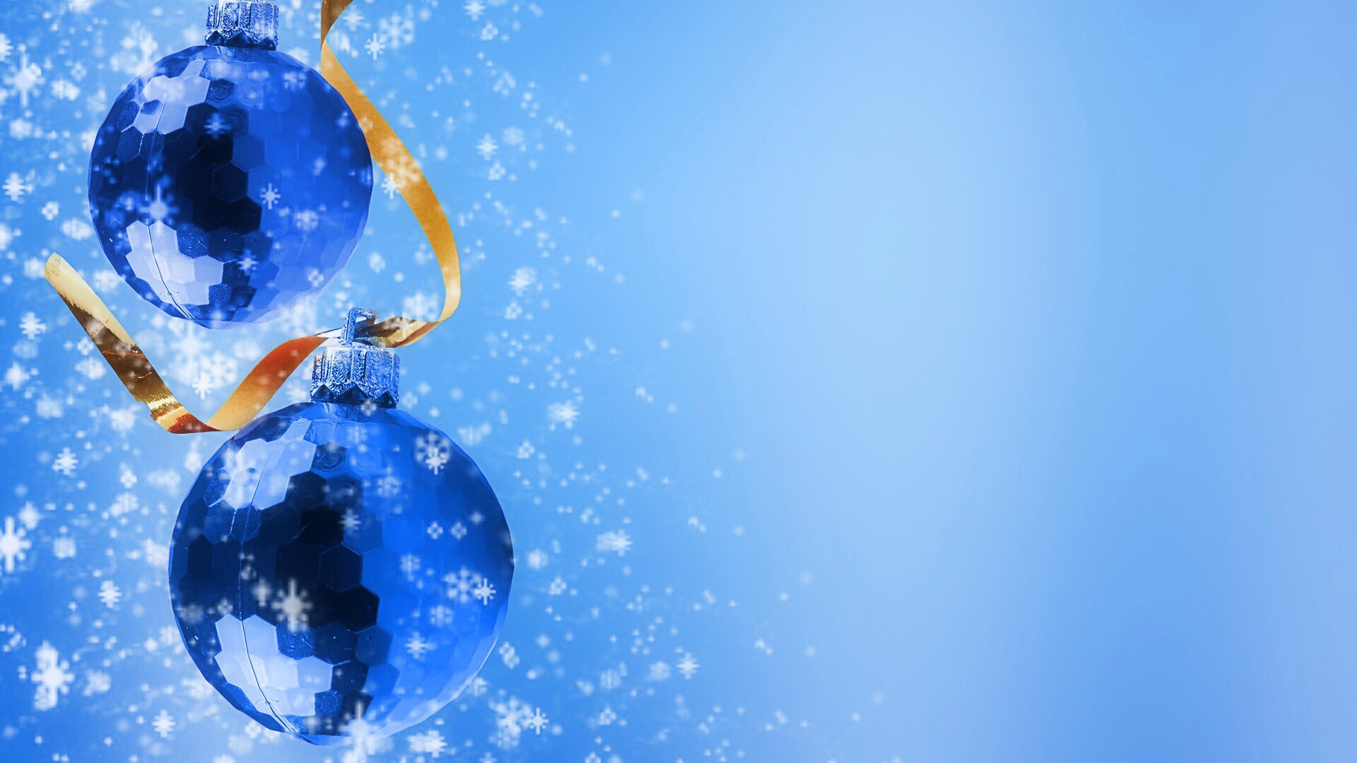 Синие новогодние шары обои