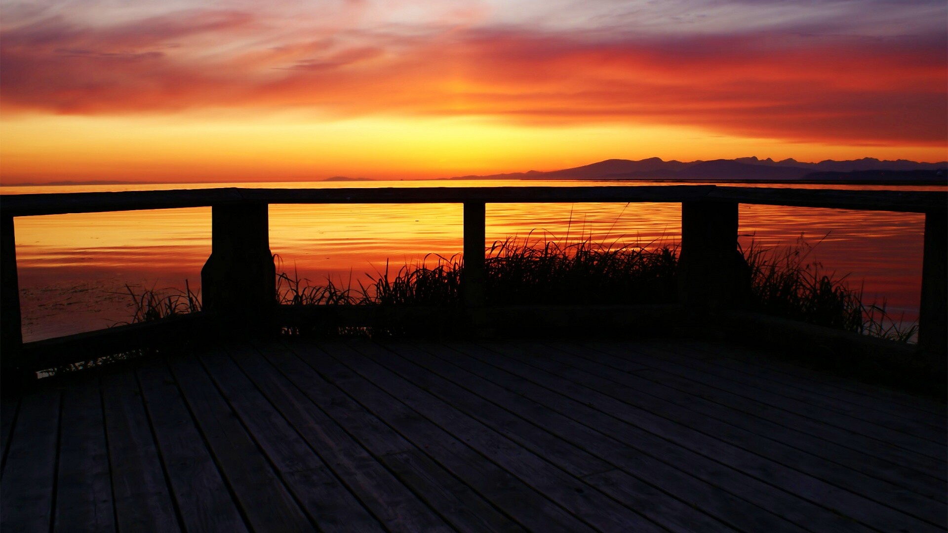 Терасса на море обои