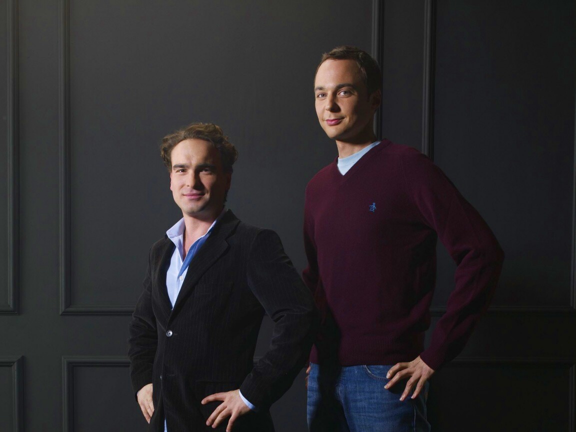 Джонни Галаки и Джим Парсонс обои