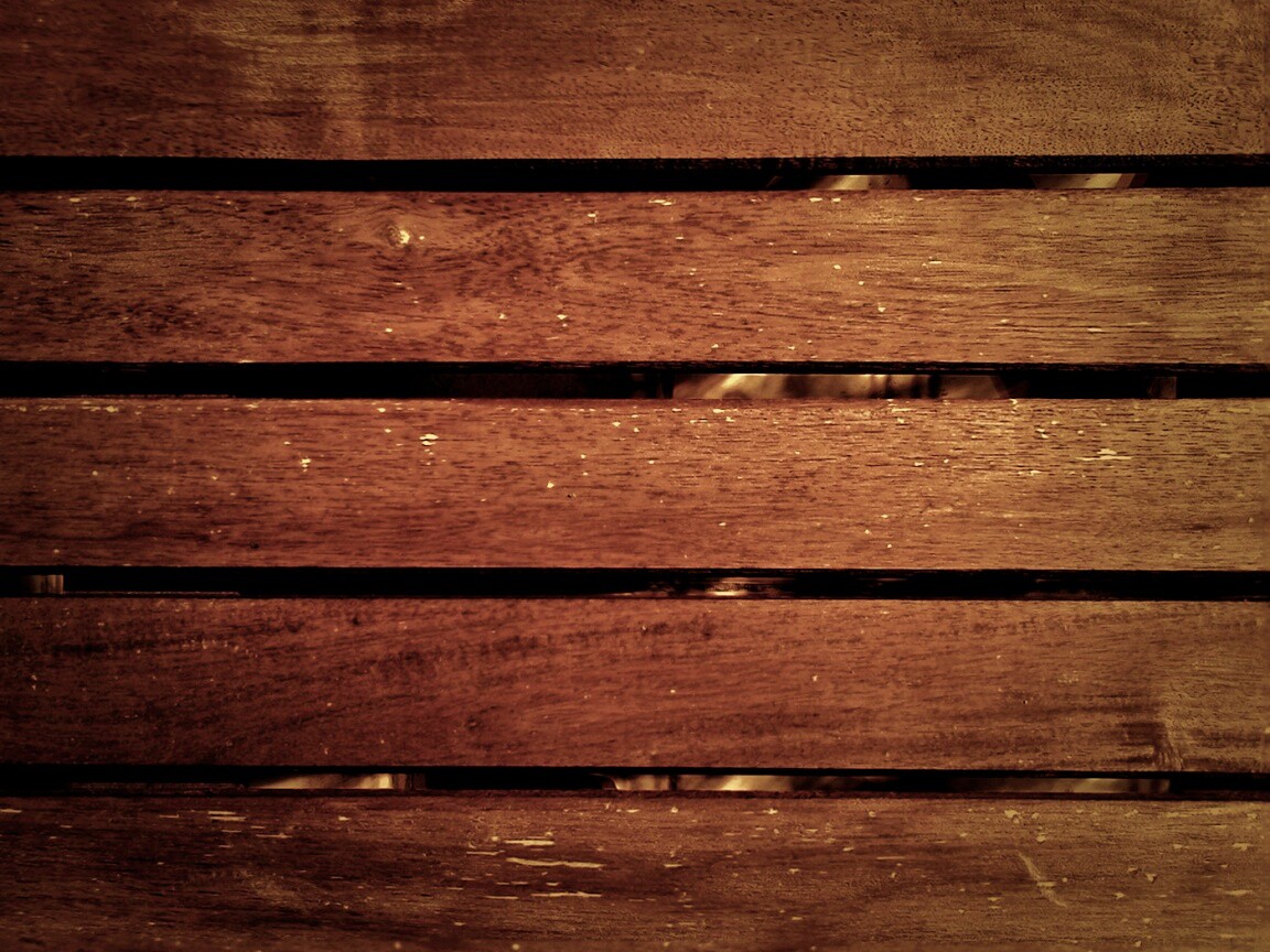 Щели между досок обои