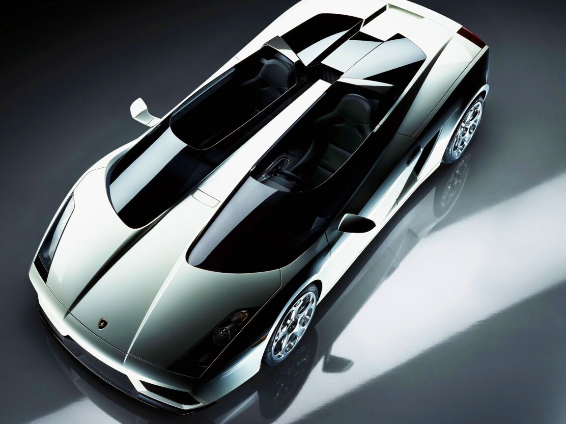 Светло-серый Lamborghini обои