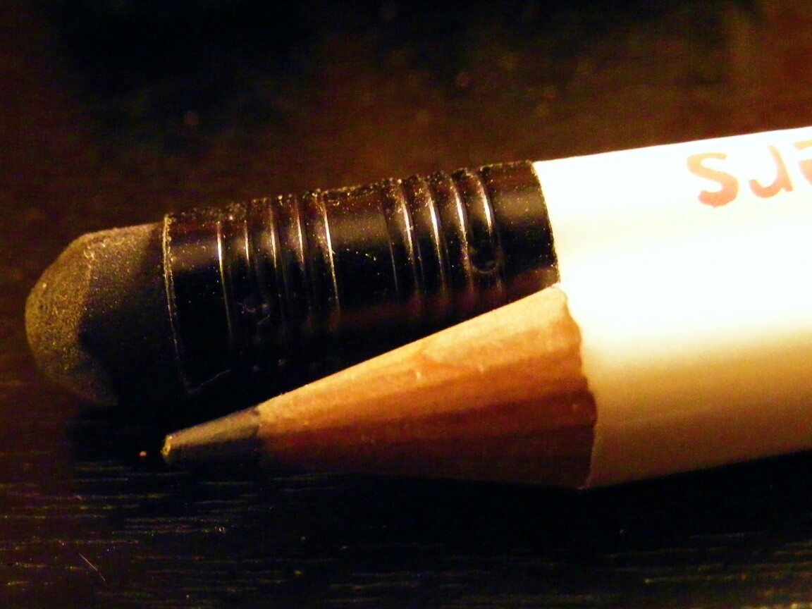 Карандаш обои