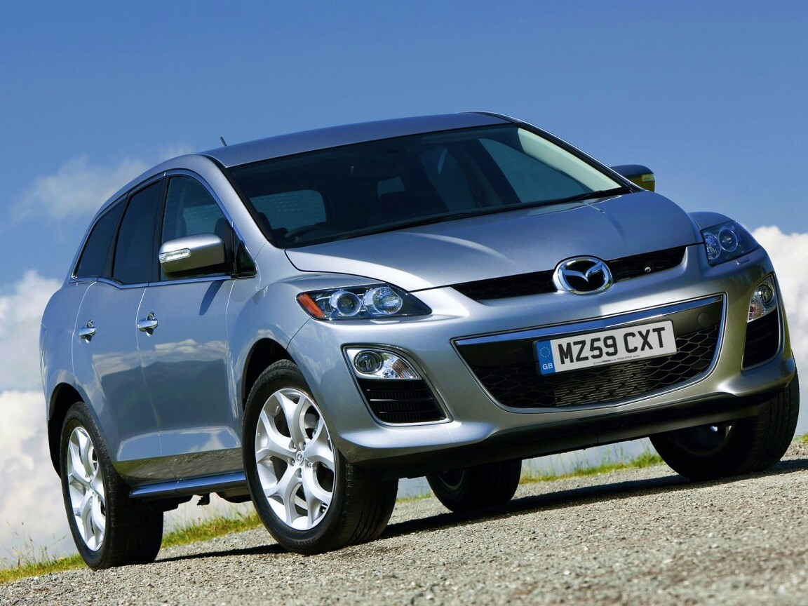 Кроссовер Mazda обои