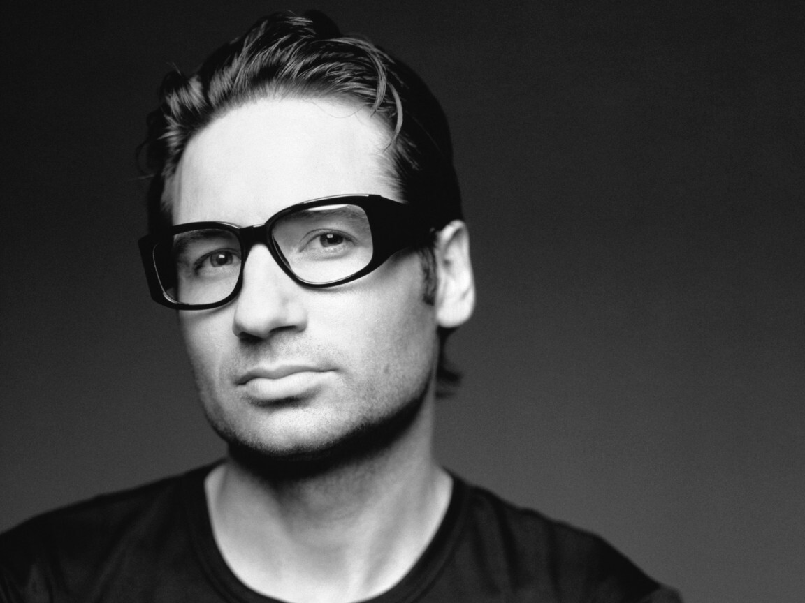 Дэвид Духовны обои