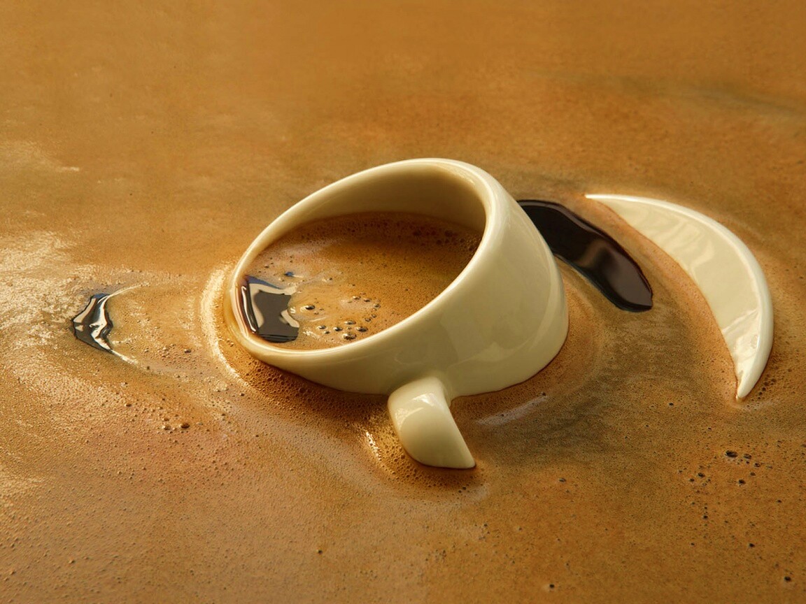 Чашка тонет в кофе обои