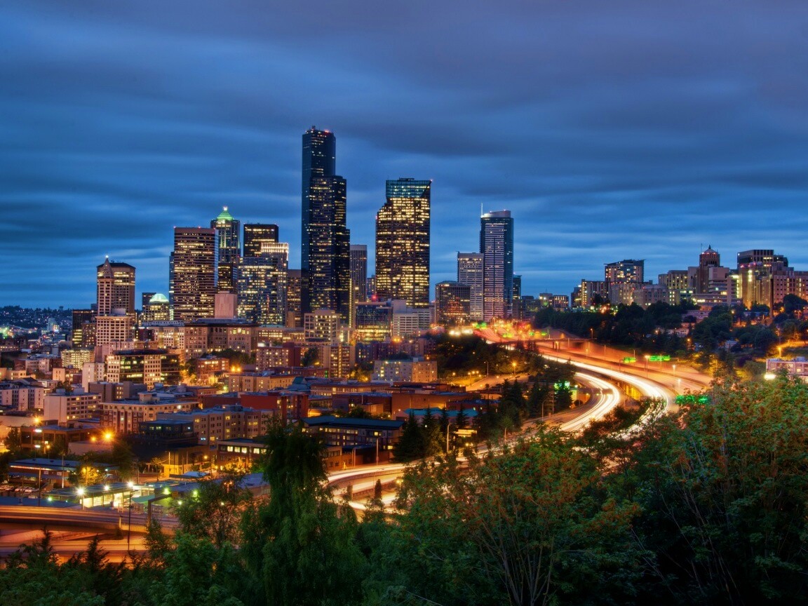 Город вдали обои