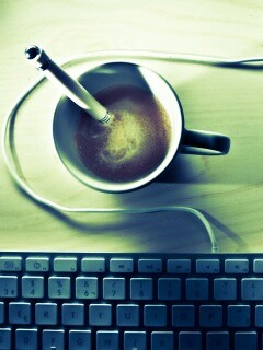 Ручка в кофе обои