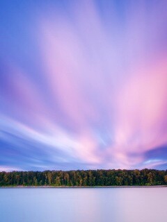 Вечернее небо над озером обои