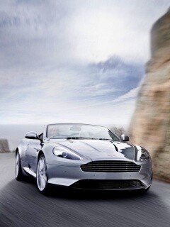 Aston Martin на повороте обои