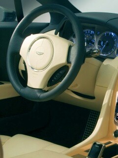 Салон Астон Мартина обои