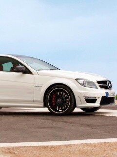 Mecedes C63 обои