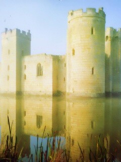 Замок на озере обои