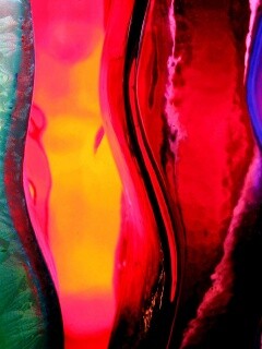 Цветные линии на стекле обои