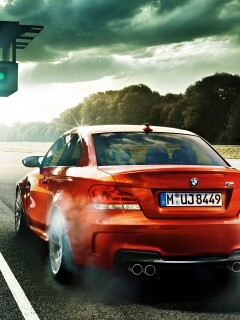 Оранжевый BMW серии M обои