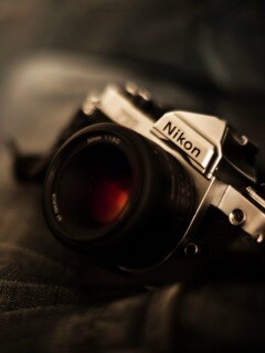 Плёночный фотоаппарат Nikon обои