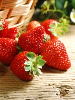 Клубничка обои