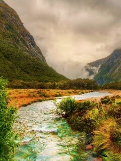 Горная река обои