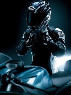Мотоциклист в черном обои