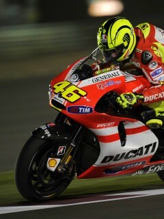 Мотоциклист на треке обои