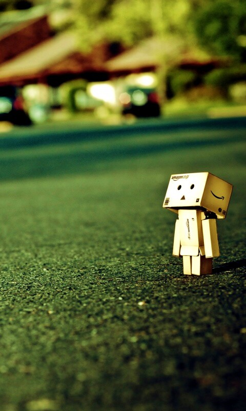 Данбо смотрит вверх обои