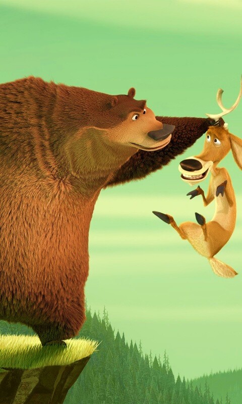 Медведь прессует оленя обои