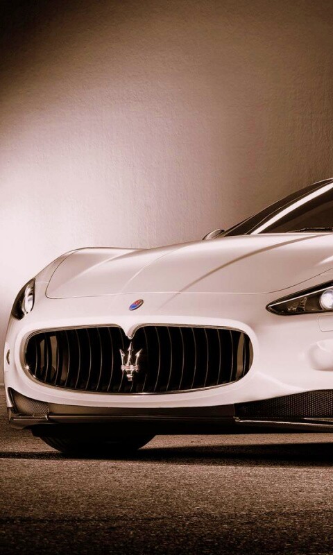 Белый Мазерати обои