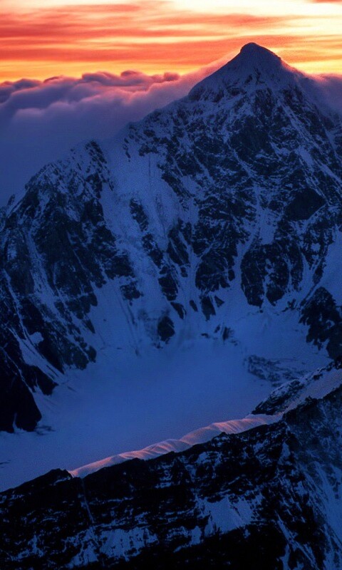 Гора на закате обои