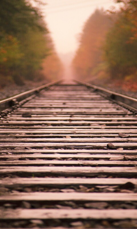Железная дорога после дождя обои